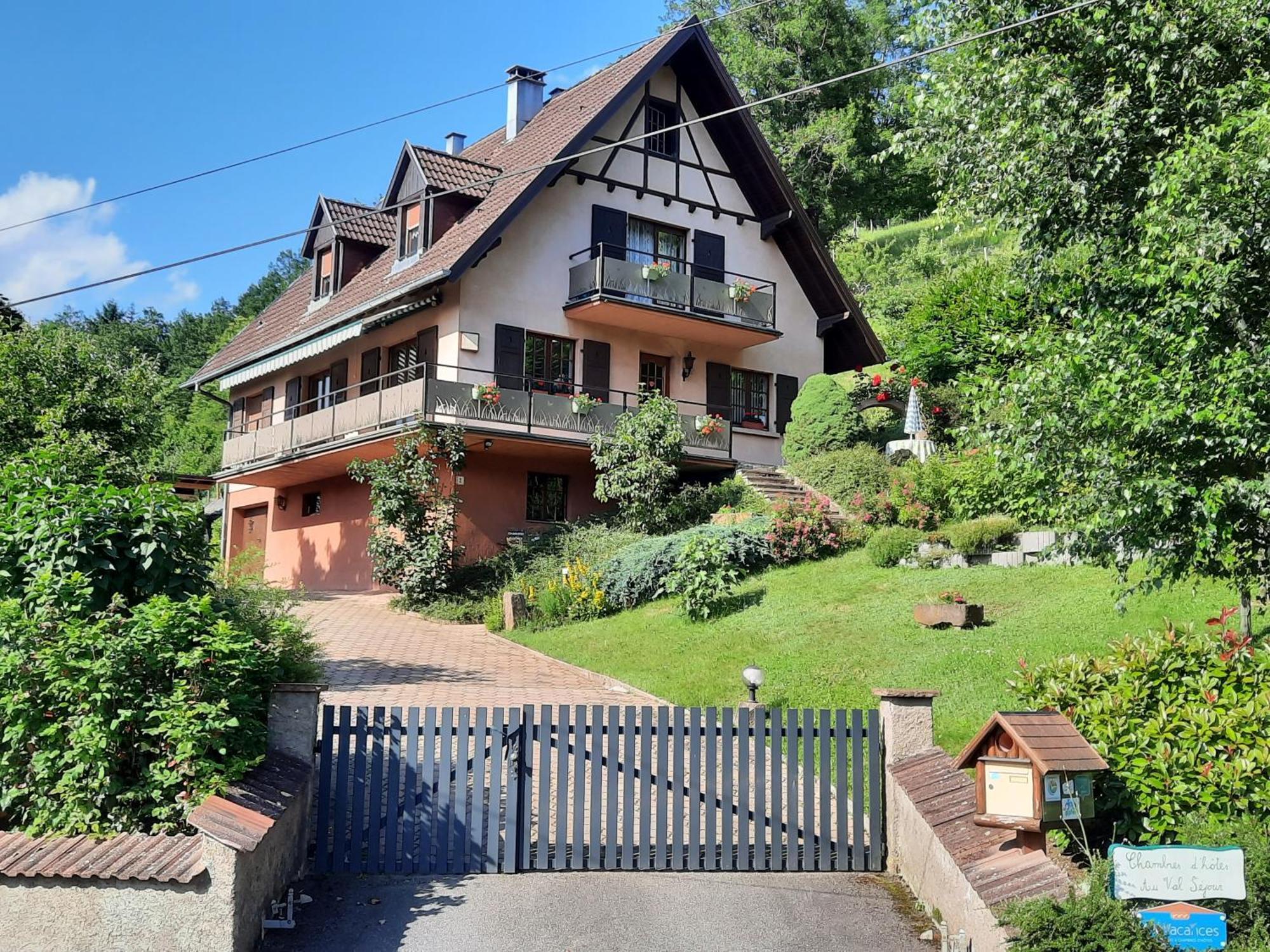 Chambres D'Hotes "Au Val Sejour" Alsace Saint-Martin  Exteriör bild